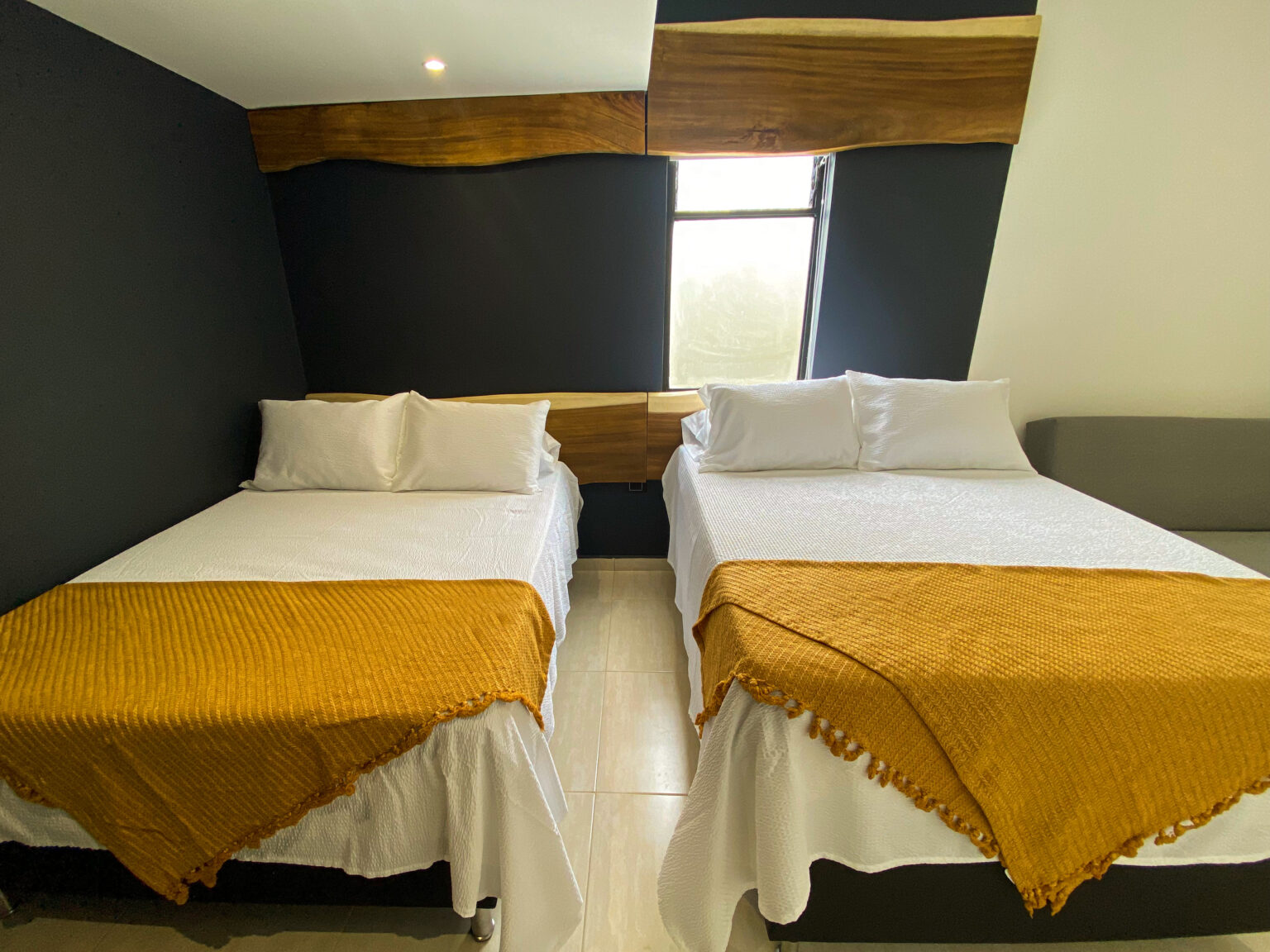 Habitación moderna en Medellín